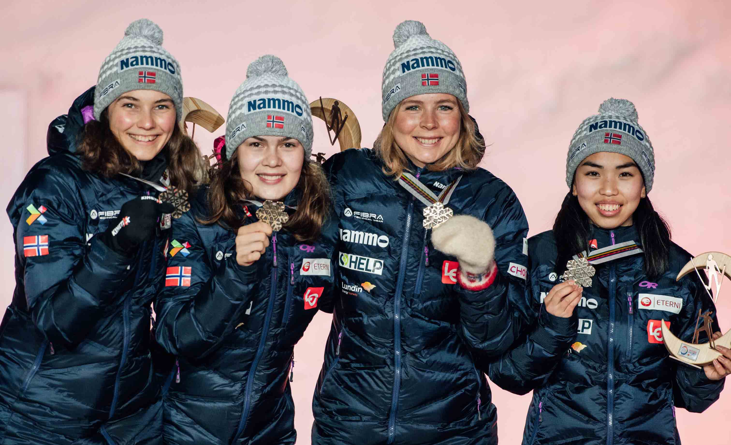 Fra venstre: Silje Opseth, Anna Odine Strøm, Maren Lundby og Thea Bjørseth. Foto: Hopplandslaget / Alexander Henningsen