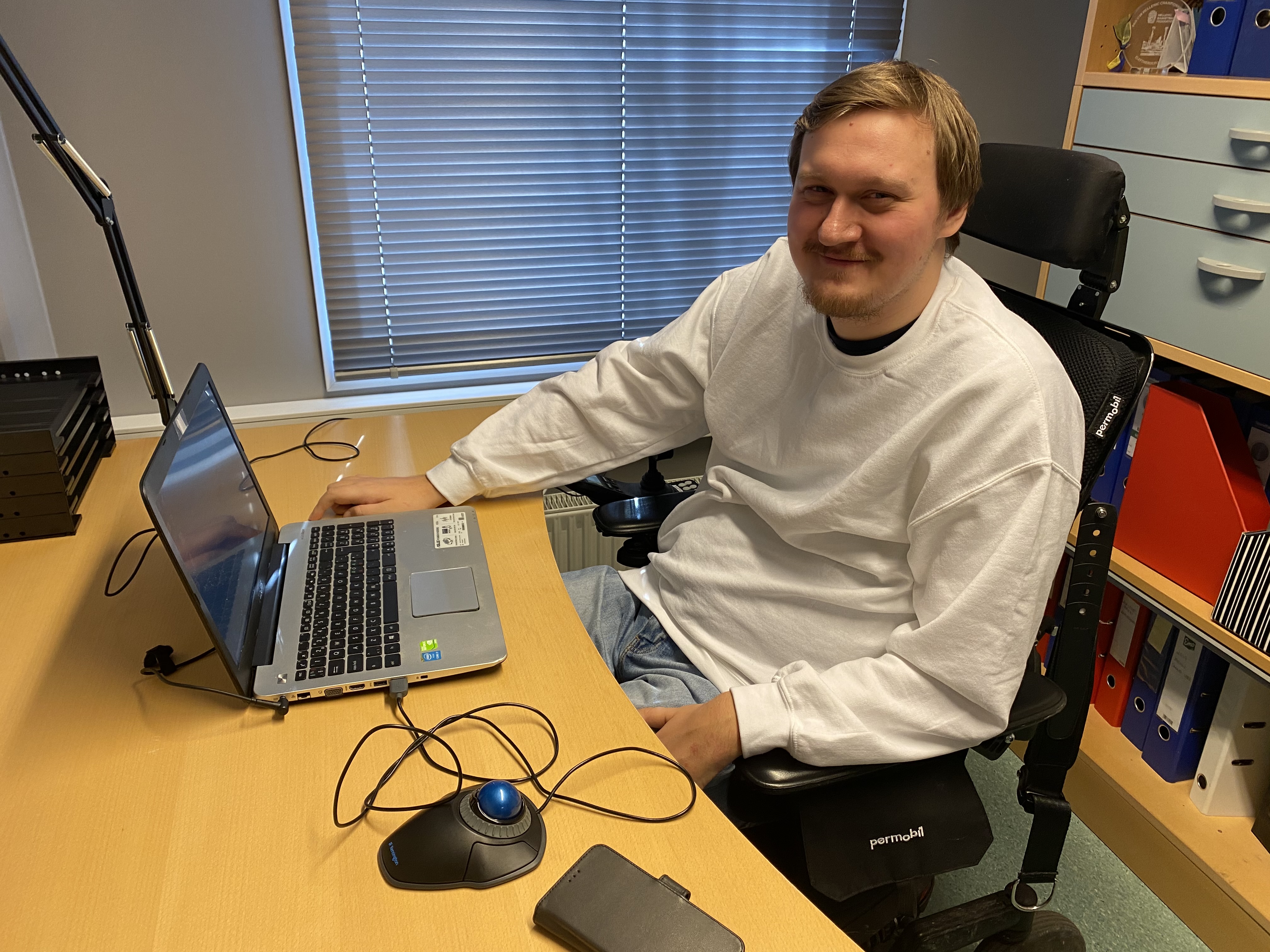 Vegard Olsen sin første dag på kontoret. (Foto: Per-Einar Johannessen)
