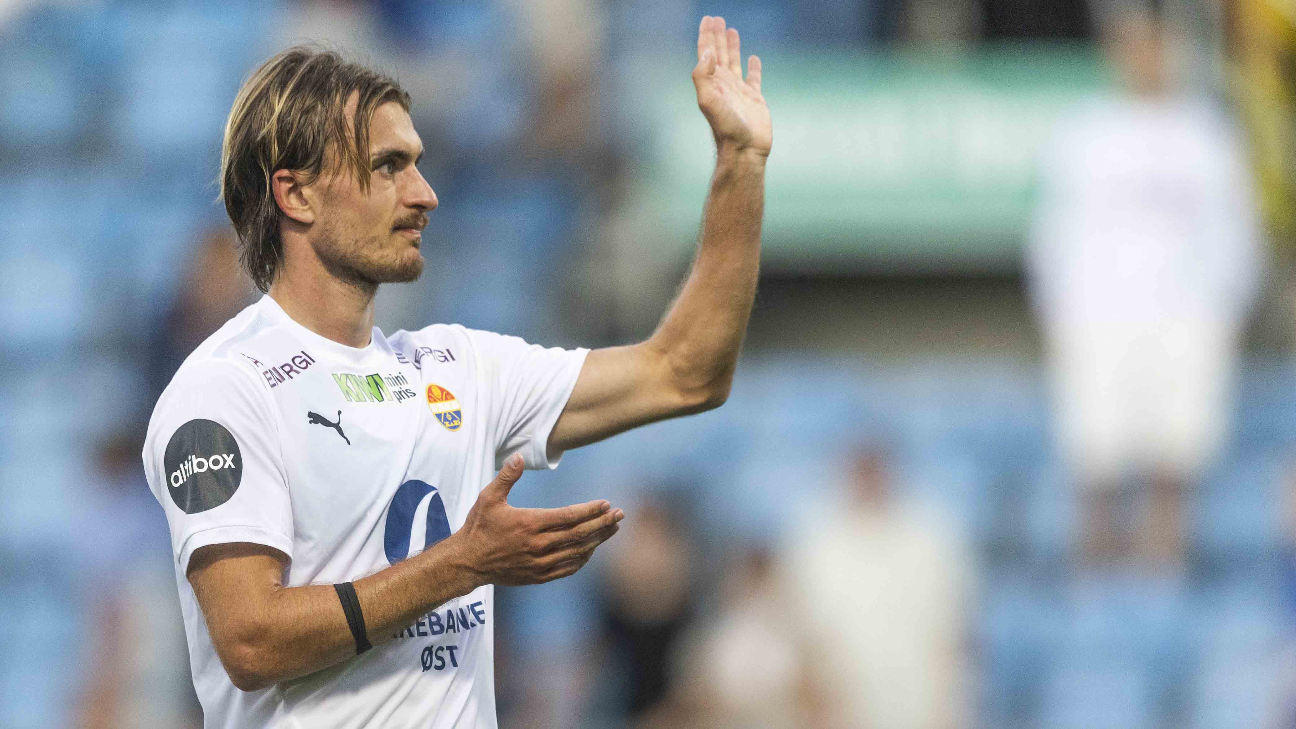 Strømsgodset-spiller Marcus Johansen Mehnert håper idretten kan legge bedre til rette for at man kan snakke åpent om psykiske utfordringer. Foto: Trond R. Teigen / NTB
