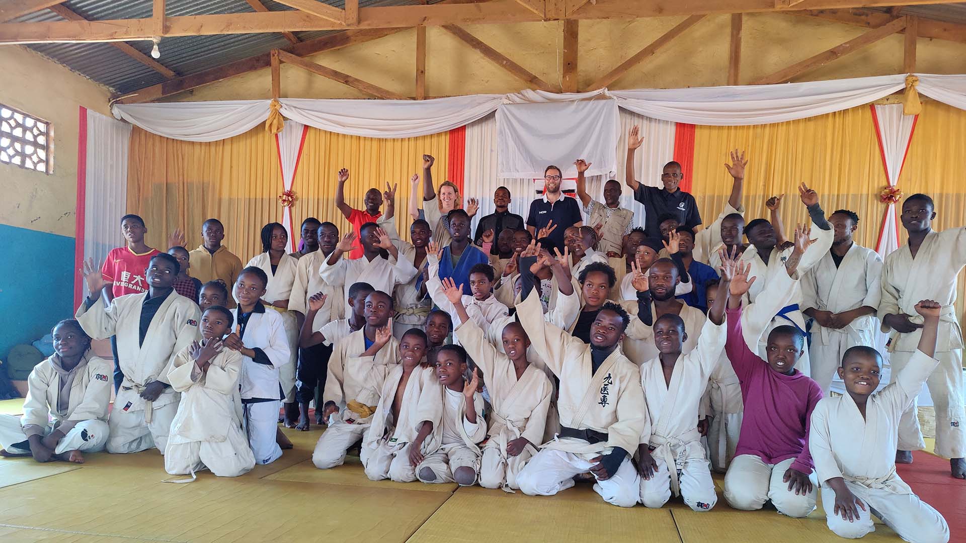 Et av prosjektene NIF støtter er judo-tilbud til barn og unge i flyktningleirer, her fra Dzaleka refugee camp i Malawi. Foto: Susanne Brovold Hvidsten