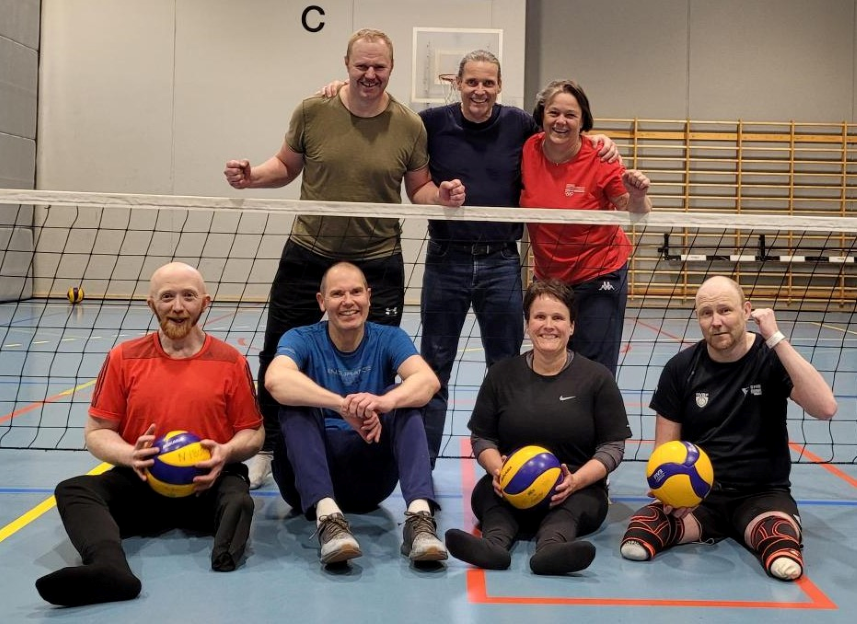 Åpen dag på Paraidrettssenteret lørdag 4. november med friidrett, bordtennis, håndball, volleyball,  boccia, basket og teppecurling.