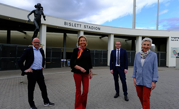 NHO-direktør Ole Erik Almlid, Idrettspresident Berit Kjøll, administrerende direktør Håkon Haugli i Innovasjon Norge  og LO-leder Peggy Hessen Følsvik. Foto: Tom Aksel Mathisen, NHO