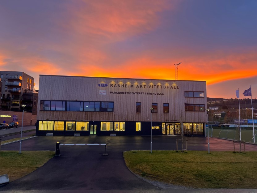 Paraidrettssenteret i Trøndelag finner du i Ranheim Aktivitetshall i Trondheim.