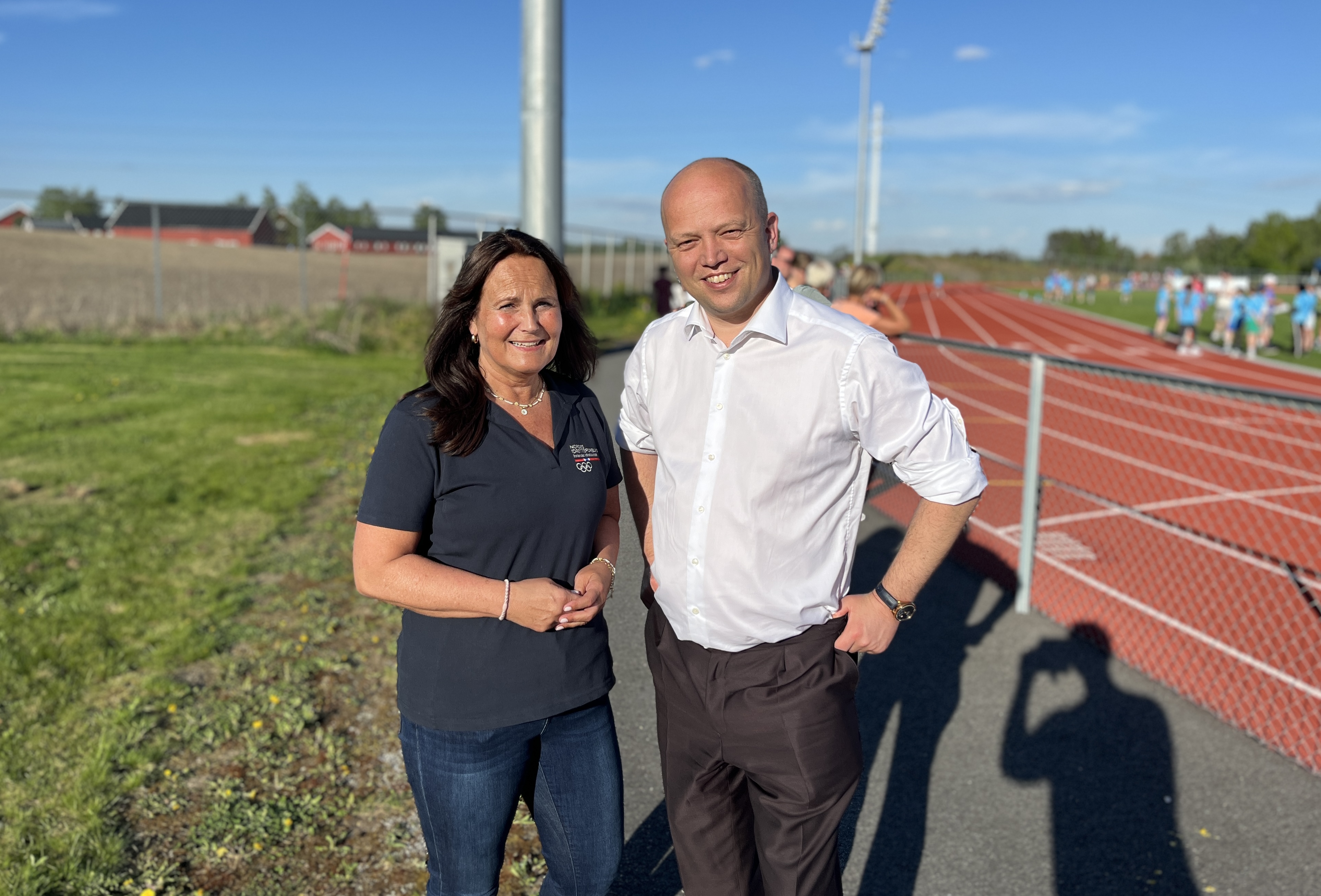 FRUKTBART MØTE: Trygve Slagsvold Vedums møte med Tina Thorsen i Innlandet idrettskrets har gitt resultater. Foto: Øyvind Godø