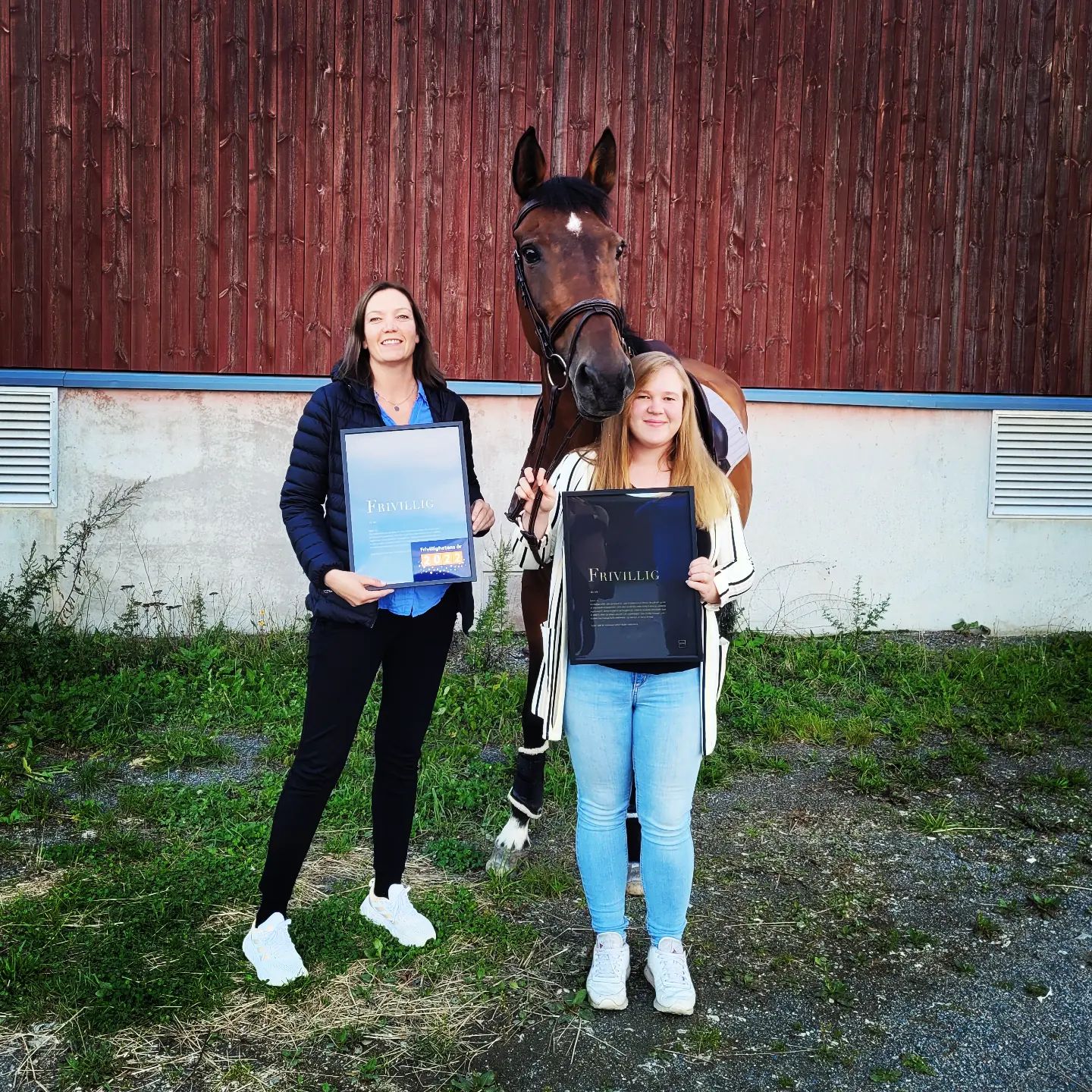 Kristine og Merethe i Sørlandsparken Rideklubb