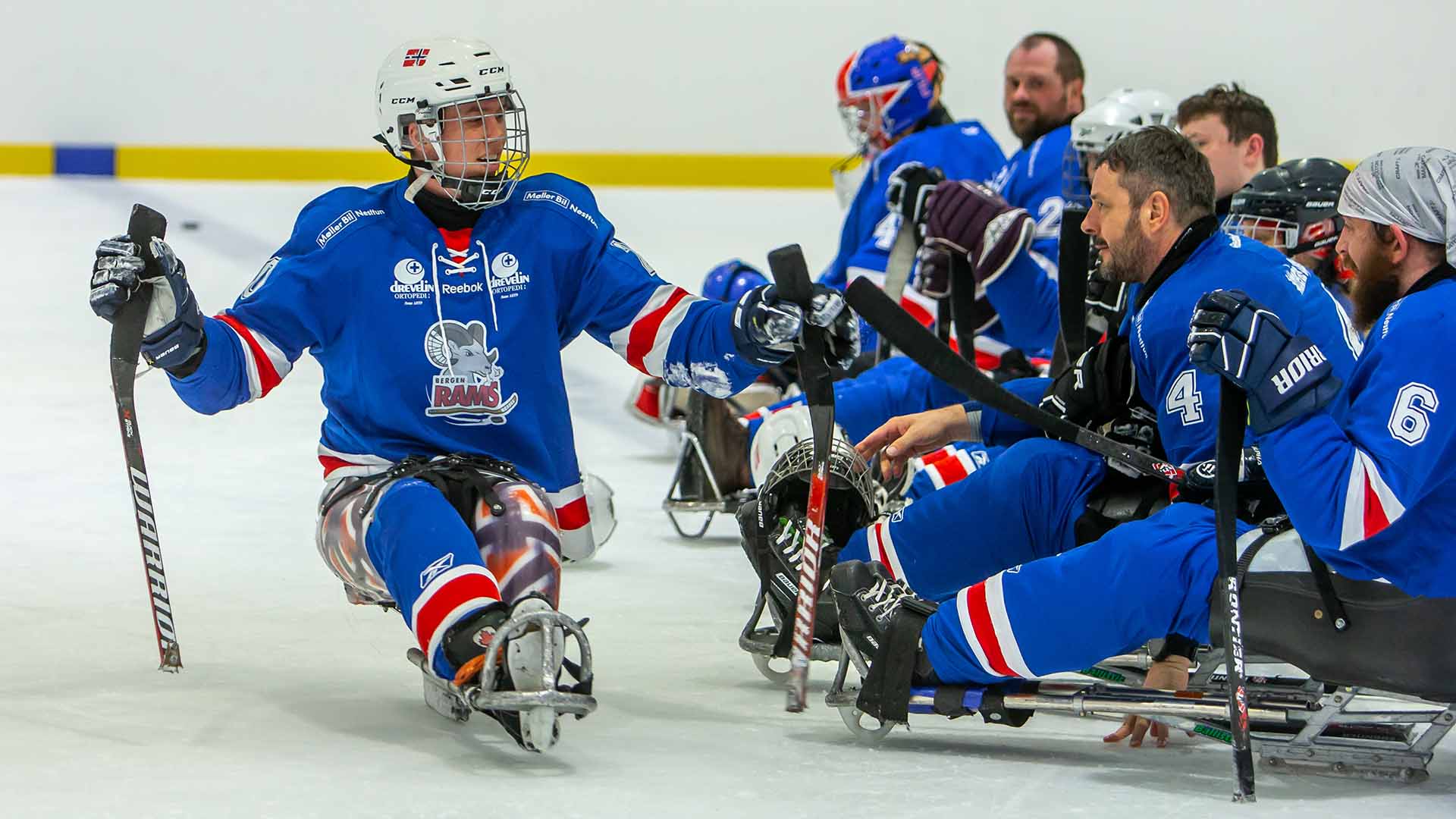 Idrettsforbundet beklager at regjeringen ikke styrker ordningen med aktivitetshjelpemidler til personer med funksjonsnedsettelser over 26 år. Foto: Tove Lise Mossestad