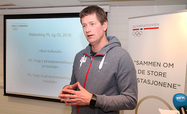 Toppidrettssjef Tore Øvrebø presenterte målet til Olympiatoppen for OL og Paralympics  - ett år før lekene! Foto: Geir Owe Fredheim