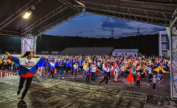 Barents Summer Games i Murmansk samlet 600 mennesker, fire nasjoner og fire kulturer. Foto: Maksim Malyutin 