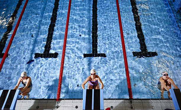 Store beløp vil gå til svømme- og stupanlegg, fotballanlegg og idrettshaller. Foto: Eirik Førde