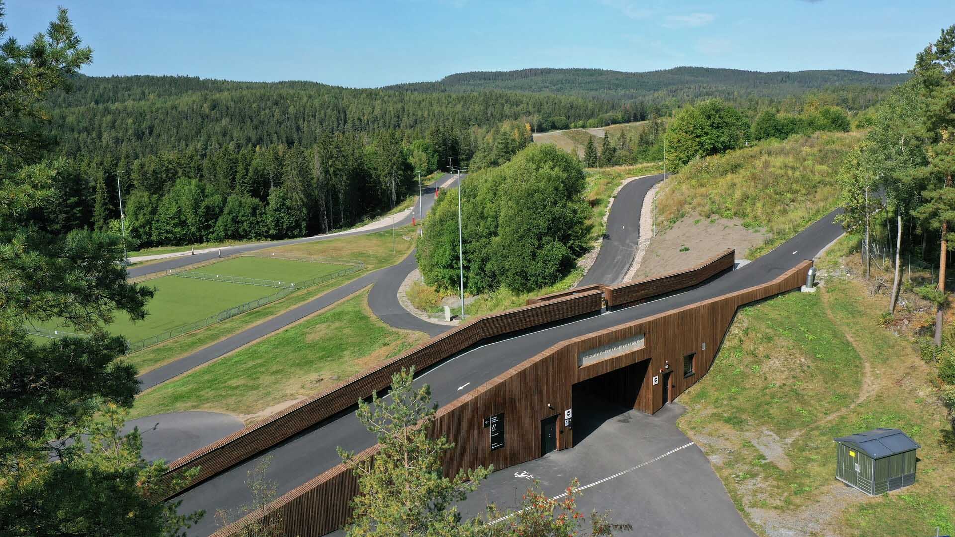 Lillomarka Arena er en multisportarena med variert tilbud og inkluderende fasiliteter. 
Foto: Agaia AS
