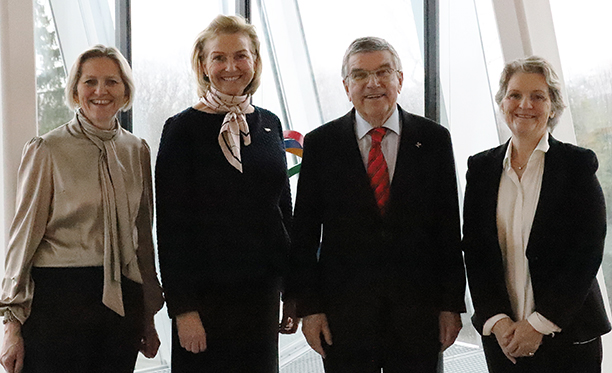 Karen Kvalevåg, Berit Kjøll, Thomas Bach og Kristin Kloster Aasen diskuterte idrettens strategiske satsningsområder under Ungdoms-OL. Foto: Sofie Torlei Olsen 