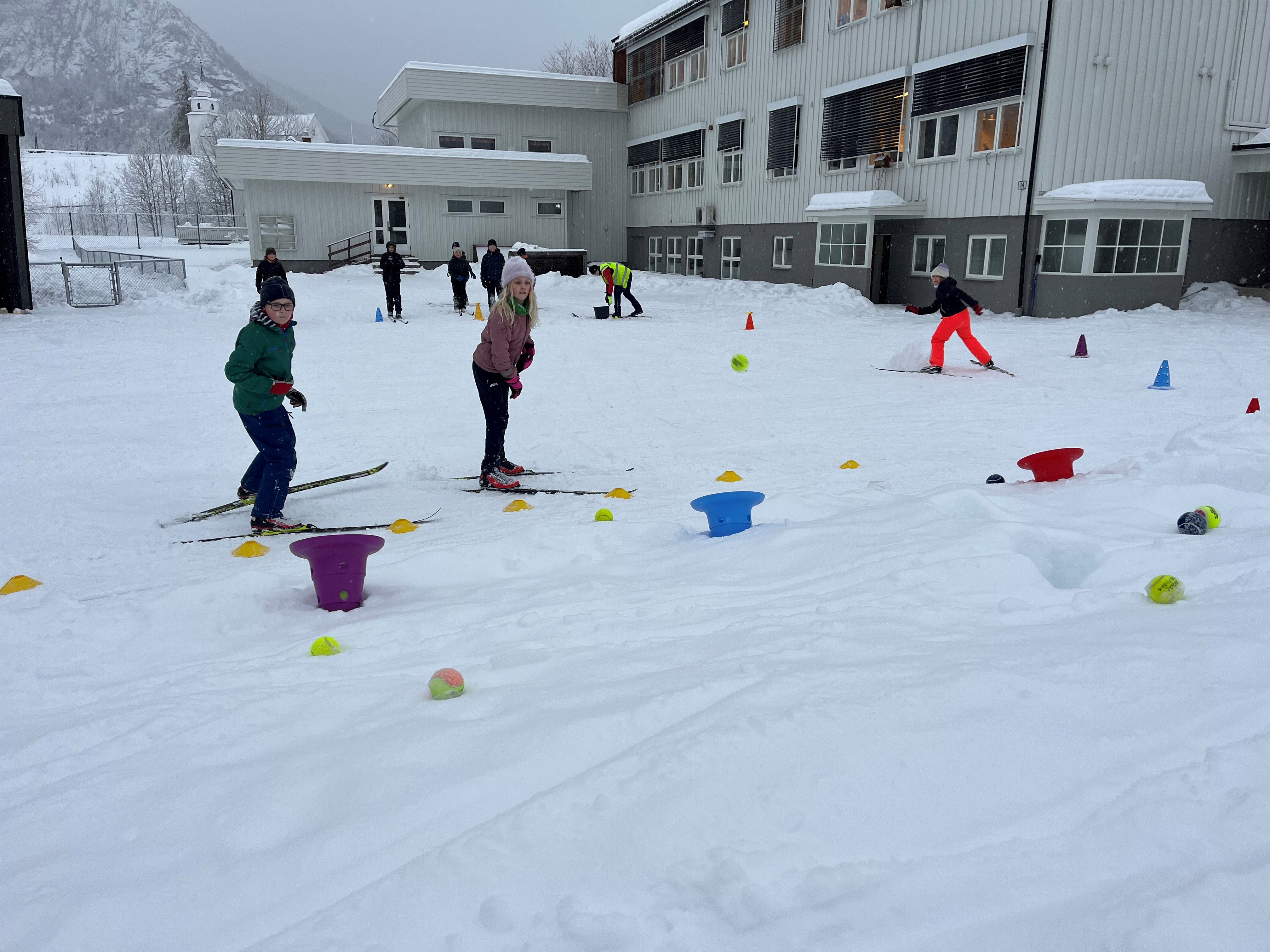 Aktiv på ski i skolen