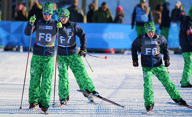 Frivillige ungdom under ungdoms-OL på Lillehammer