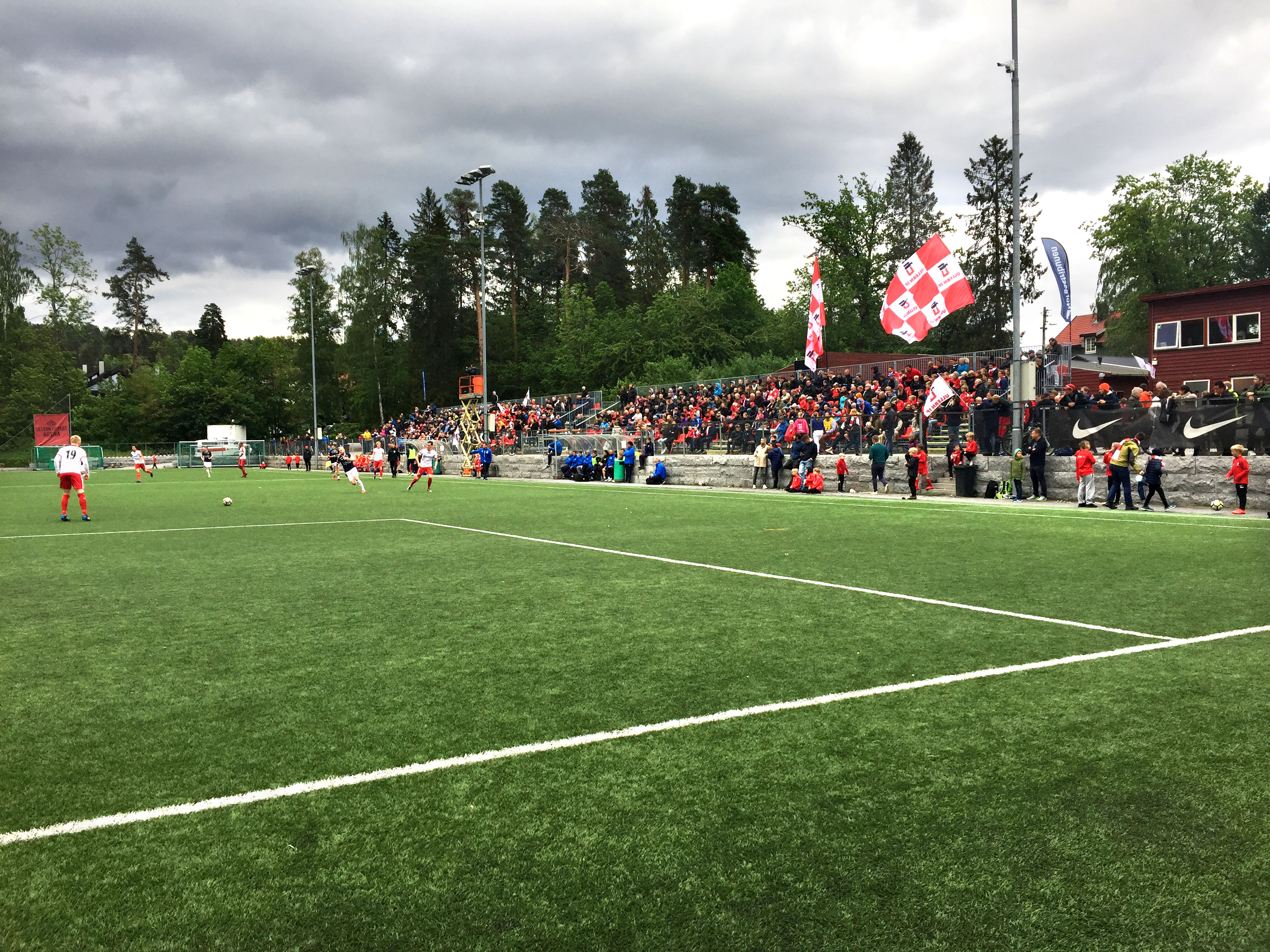 Ullern fotball sine hjemmekamper tiltrekker mange ivrige supportere fra nærmiljøet