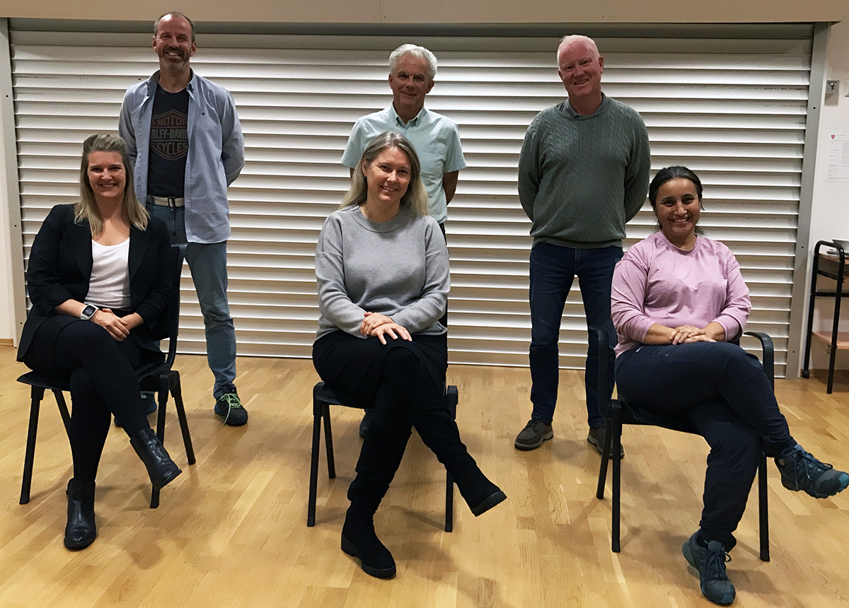 fv: Tonje Vollset(Nordhordland karateklubb), Sølvi Jarness (IL Kvernbitt), Tanja Resink (Manger IL).
bv: Arne Sæbø (NBK) Olav Steinar Namtvedt (Radøy IL) og Bjørn Tore Hesjedal (Meland golf).
foto: Kari Amble
