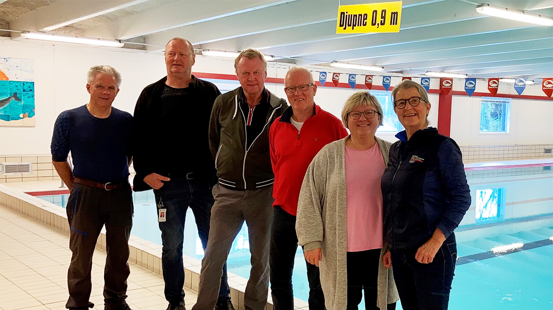 På biletet frå venstre: Olav Steinar Namtvedt (Alver IR), Asgeir Nøttveit (Alver kommune), Odd Helge Hagen (Manger IL), Bjørn Tore Hesjedal (Alver IR), Gina Blomberg (Alver IR)  og Anne-Kristine Aas (Vestland idrettskrets)