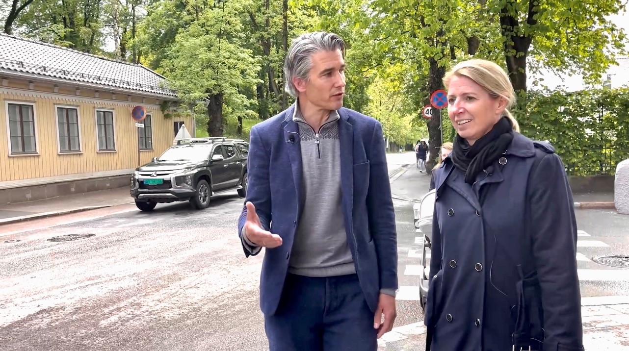 Mina Gerhardsen som gjest i Gullvaffel-podden.
